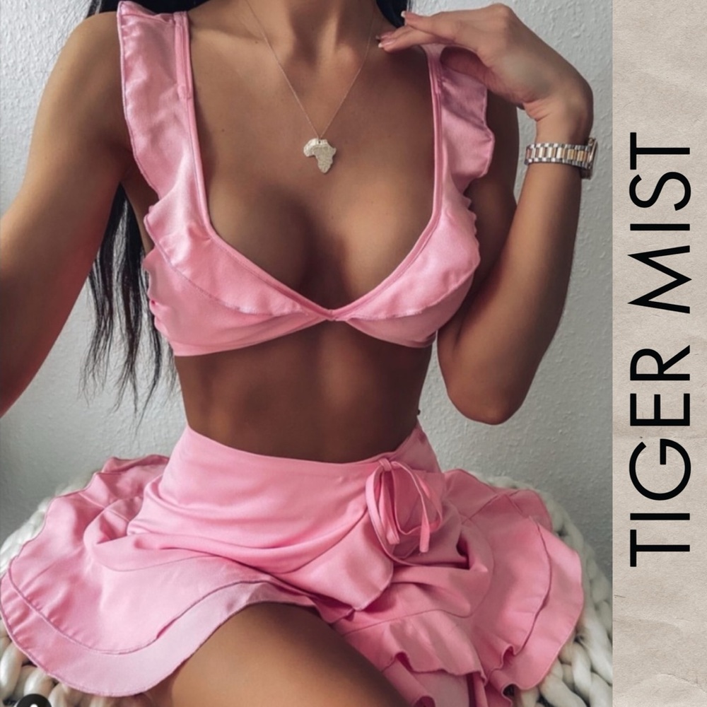 TigerMist Thrills and Frills Set Ruffles Mini Skirt and Bralette Tank Pink Small